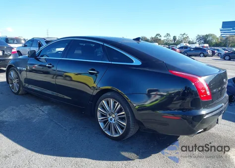 2013 Jaguar Xj Xjl Supercharged z USA, uszkodzony, nr VIN SAJWA2GEXDMV40170
